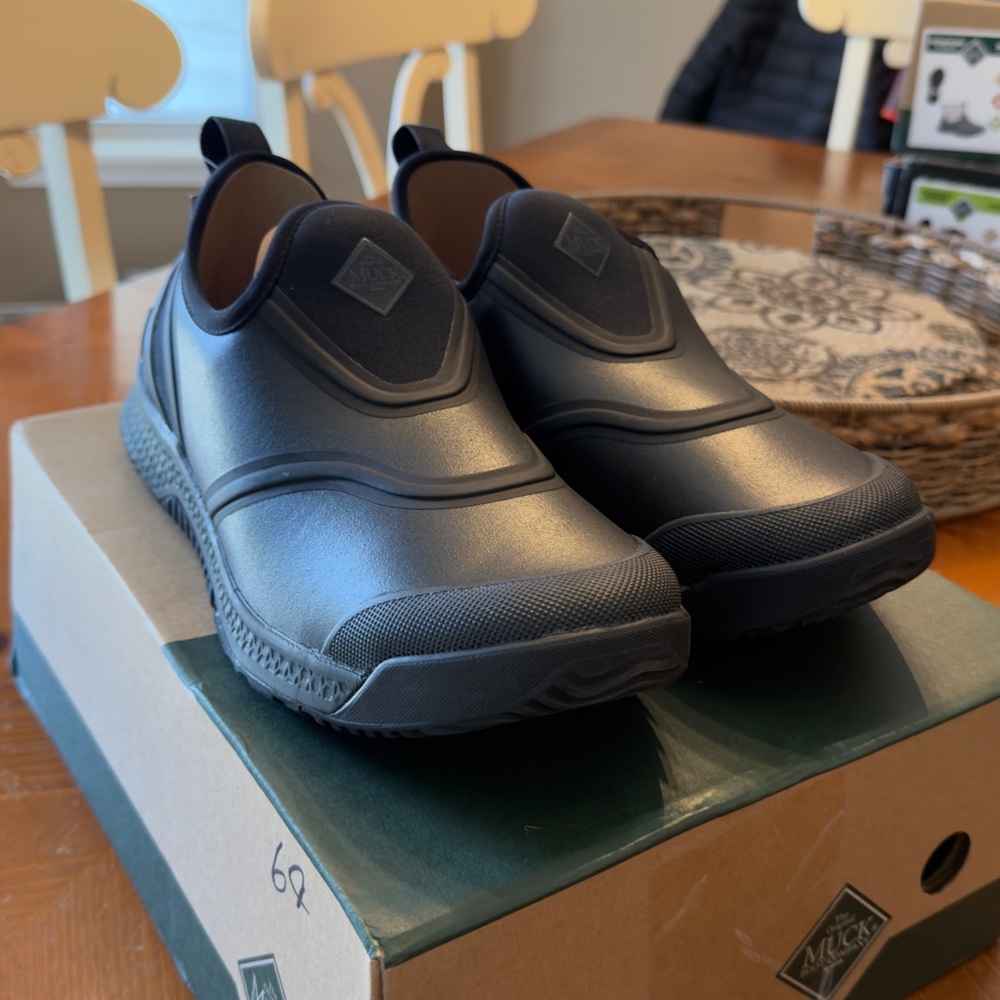 Muck Women’s Outscape Slip On | Size 12